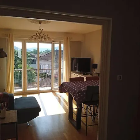 83 M2 Renove Apartment *